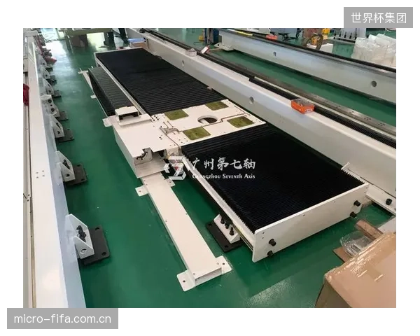模块化液压支架设计,使得单点受损后的更换时间缩短了70%,显著优于传统整体式防护板 模块化液压支架设计,使得单点受损后的更换时间缩短了70%,显著优于传统整体式防护板
